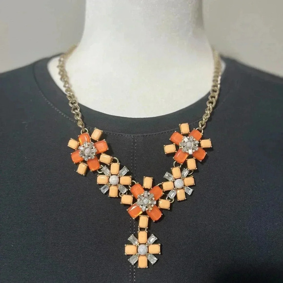 Art Deco Floral Jewelled Necklace  Costume Jewelry - Picture 3 of 7